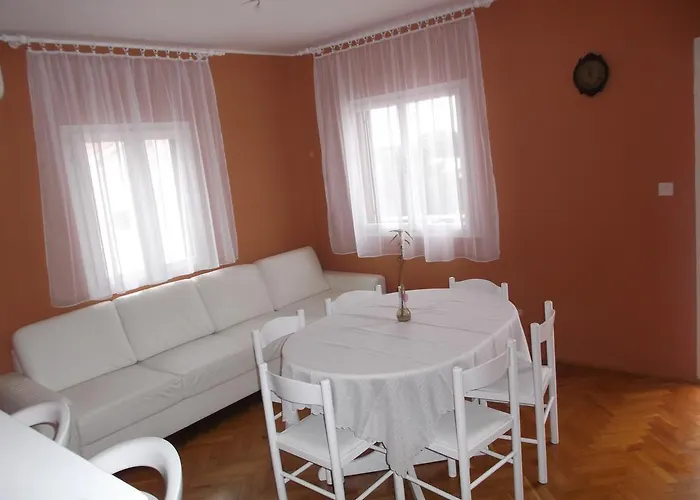 Apartment Vladic Grebastica